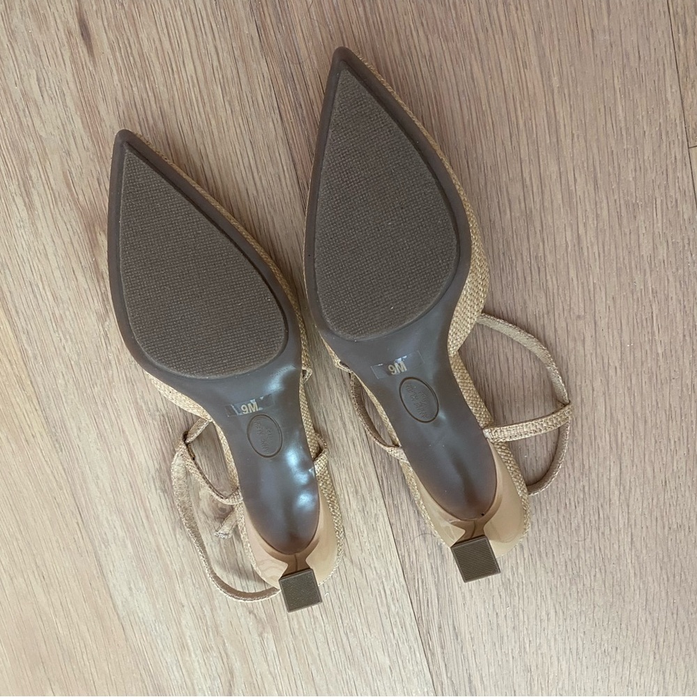 Anne Klein Ivette Brand New! Never worn tan woven with 2.25" flared kitten heel - Picture 7 of 10